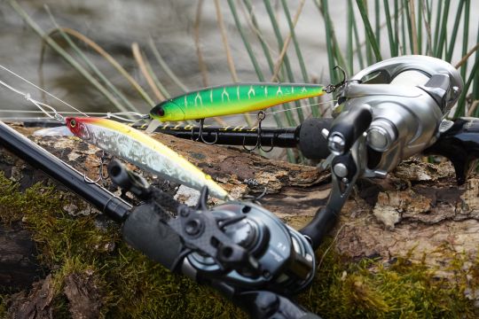 Mes deux ensembles principaux pour la pêche du brochet aux jerkbait minnows. ©Thierry Lecouple