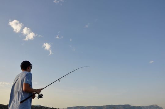 À longue distance, le stickbait peut s'animer canne haute