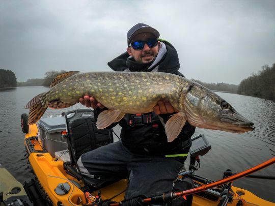 La pêche des carnassiers en kayak