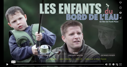 Les enfants du bord de l'eau.