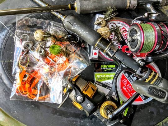 Le matériel pour pêcher aux leurres appâts