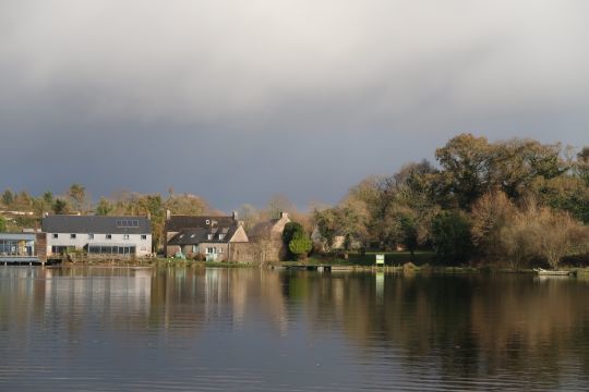 Le réservoir de l'Etang Neuf est une bel endroit pour pratique pendant l'hiver