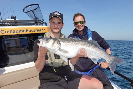 Gros bar pris par un client en 2025