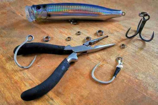 Alicates para anillos rotos: ¿cómo se utiliza esta herramienta especial?