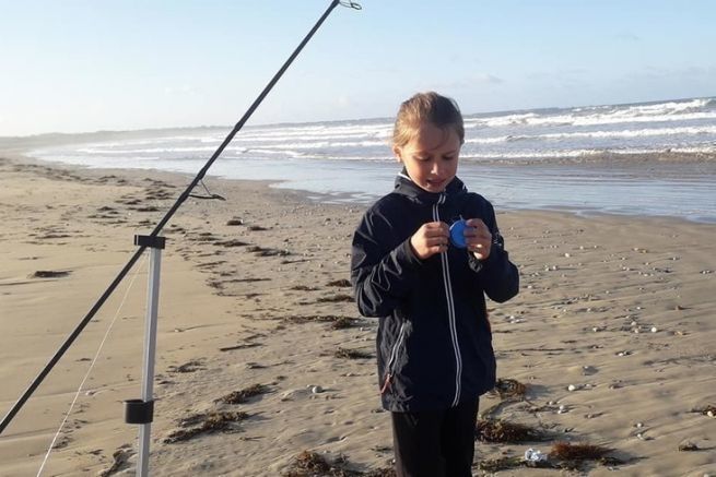 Descubra la pesca al surfcasting, una tcnica divertida al alcance de todos