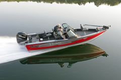 Lund 2175 Pro-V, un barco para pescadores adinerados con prisa