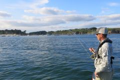 La pesca de la lubina es algo que debera probar al menos una vez en su carrera como pescador con mosca.