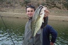 Pesca del black bass con gusano