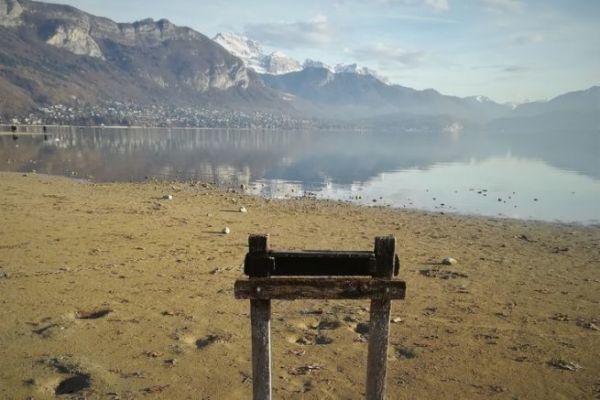 Agua en peligro por la ley Duplomb