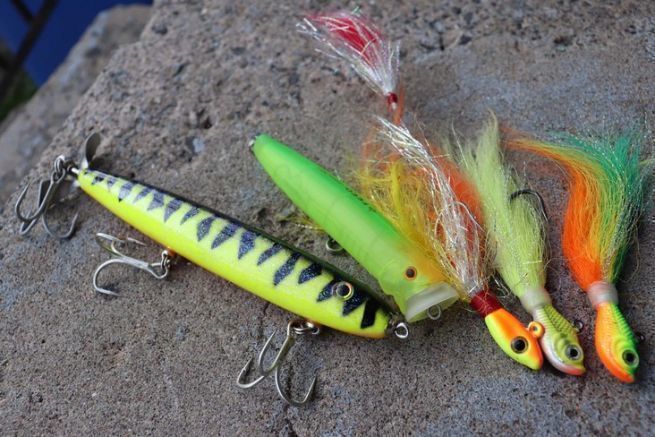 Los señuelos básicos para la pesca del pavón.