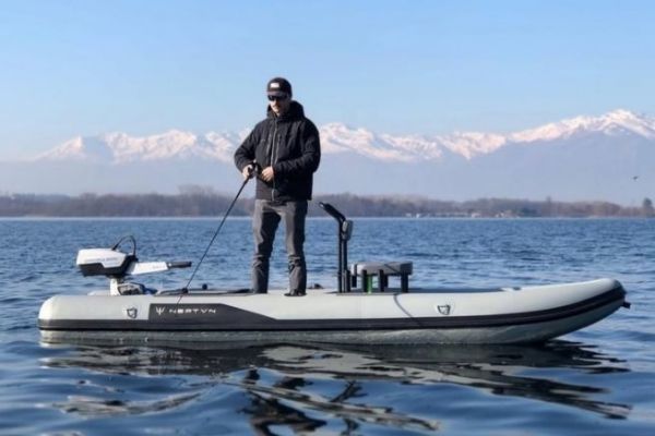 NeptvnPro 400 de AJS Boat