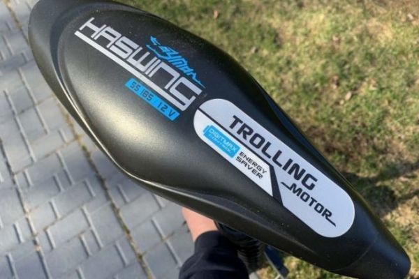 Haswing Cayman T: �perfecto para alimentar un tubo flotador!